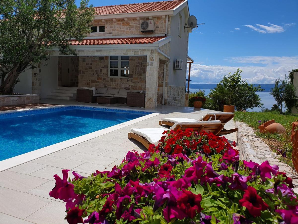 Apartments Lolita Bol Exterior foto